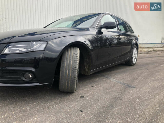 Черный Ауди А4, объемом двигателя 1.8 л и пробегом 166 тыс. км за 12500 $, фото 2 на Automoto.ua