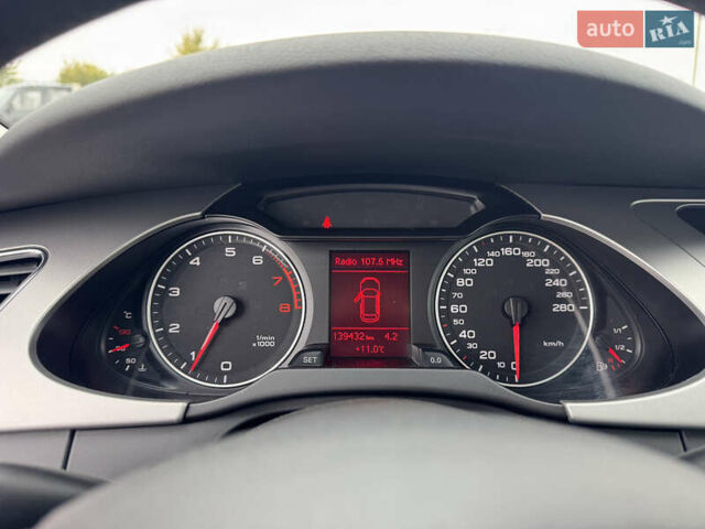 Чорний Ауді А4, об'ємом двигуна 1.8 л та пробігом 139 тис. км за 9000 $, фото 32 на Automoto.ua