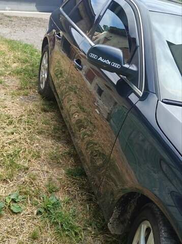 Чорний Ауді А4, об'ємом двигуна 1.8 л та пробігом 240 тис. км за 9000 $, фото 7 на Automoto.ua