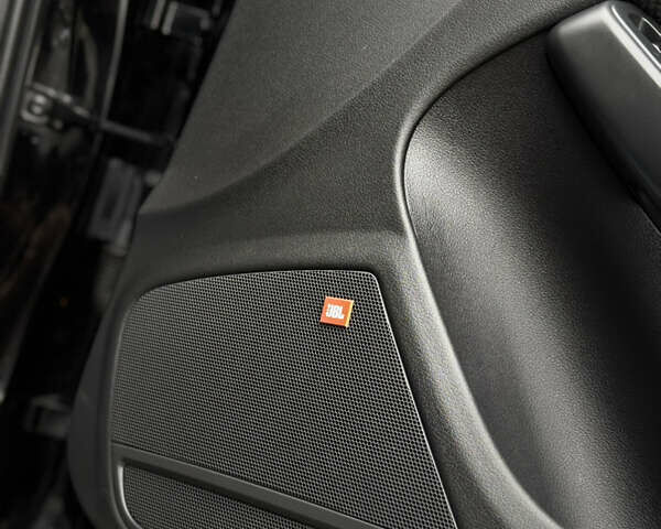 Чорний Ауді А4, об'ємом двигуна 2.7 л та пробігом 265 тис. км за 10550 $, фото 97 на Automoto.ua