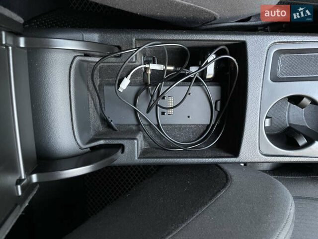 Черный Ауди А4, объемом двигателя 1.97 л и пробегом 292 тыс. км за 11400 $, фото 14 на Automoto.ua