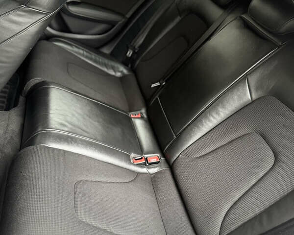 Чорний Ауді А4, об'ємом двигуна 2.7 л та пробігом 265 тис. км за 10550 $, фото 73 на Automoto.ua