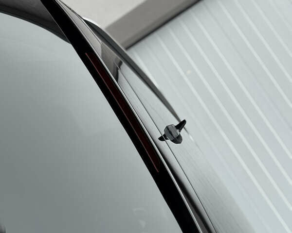 Чорний Ауді А4, об'ємом двигуна 2.7 л та пробігом 265 тис. км за 10550 $, фото 29 на Automoto.ua