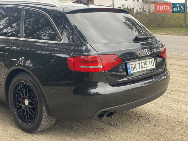 Черный Ауди А4, объемом двигателя 2 л и пробегом 310 тыс. км за 8950 $, фото 3 на Automoto.ua
