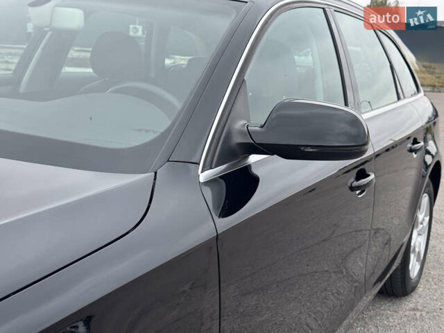 Чорний Ауді А4, об'ємом двигуна 1.8 л та пробігом 139 тис. км за 9000 $, фото 24 на Automoto.ua