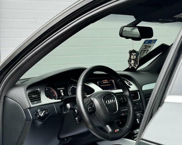 Чорний Ауді А4, об'ємом двигуна 2.7 л та пробігом 265 тис. км за 10550 $, фото 45 на Automoto.ua