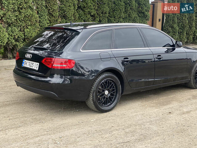 Черный Ауди А4, объемом двигателя 2 л и пробегом 310 тыс. км за 8950 $, фото 1 на Automoto.ua