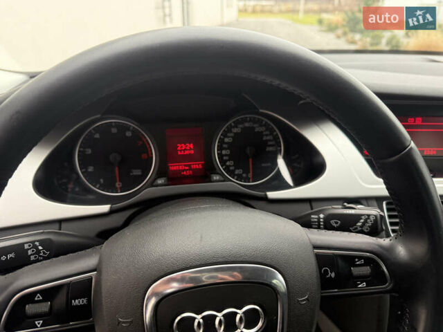 Чорний Ауді А4, об'ємом двигуна 2 л та пробігом 166 тис. км за 9900 $, фото 16 на Automoto.ua