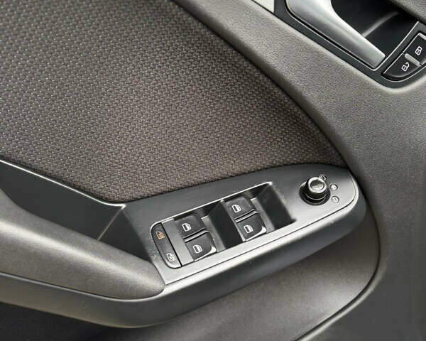 Чорний Ауді А4, об'ємом двигуна 2.7 л та пробігом 265 тис. км за 10550 $, фото 47 на Automoto.ua