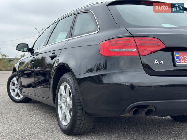 Чорний Ауді А4, об'ємом двигуна 1.8 л та пробігом 139 тис. км за 9000 $, фото 9 на Automoto.ua