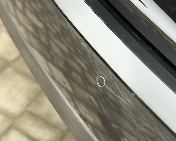 Чорний Ауді А4, об'ємом двигуна 2.7 л та пробігом 265 тис. км за 10550 $, фото 32 на Automoto.ua