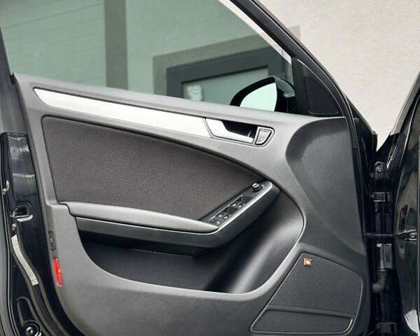 Чорний Ауді А4, об'ємом двигуна 2.7 л та пробігом 265 тис. км за 10550 $, фото 46 на Automoto.ua