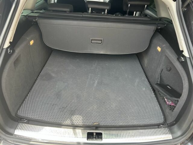 Черный Ауди А4, объемом двигателя 1.8 л и пробегом 160 тыс. км за 6500 $, фото 11 на Automoto.ua