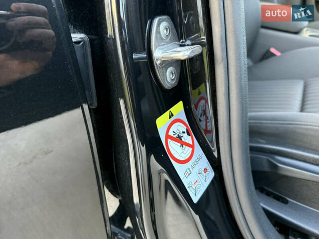 Черный Ауди А4, объемом двигателя 2 л и пробегом 166 тыс. км за 9999 $, фото 32 на Automoto.ua