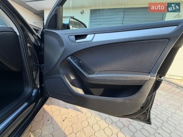 Черный Ауди А4, объемом двигателя 2 л и пробегом 294 тыс. км за 8850 $, фото 24 на Automoto.ua