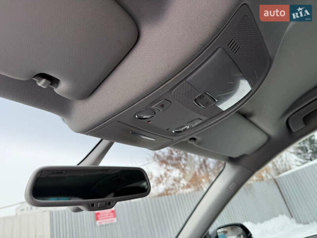 Чорний Ауді А4, об'ємом двигуна 2 л та пробігом 221 тис. км за 9300 $, фото 63 на Automoto.ua