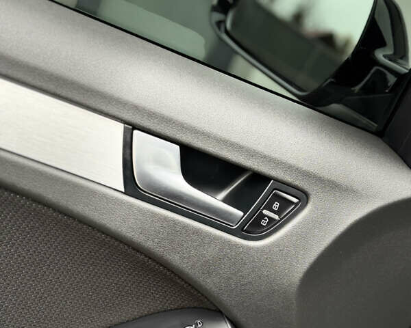 Чорний Ауді А4, об'ємом двигуна 2.7 л та пробігом 265 тис. км за 10550 $, фото 48 на Automoto.ua