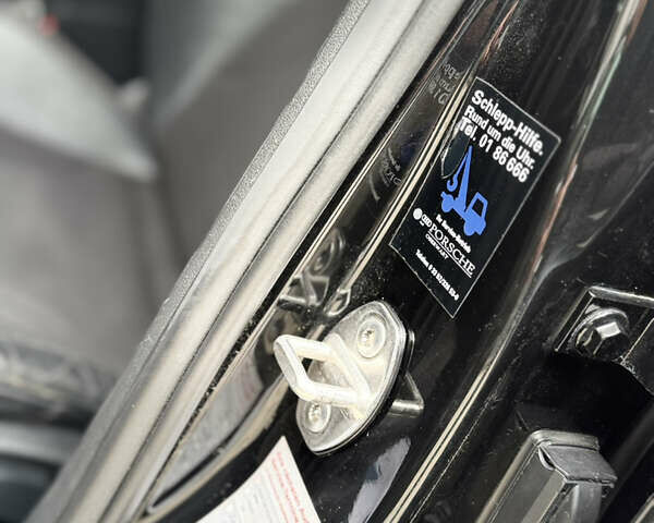 Чорний Ауді А4, об'ємом двигуна 2.7 л та пробігом 265 тис. км за 10550 $, фото 69 на Automoto.ua