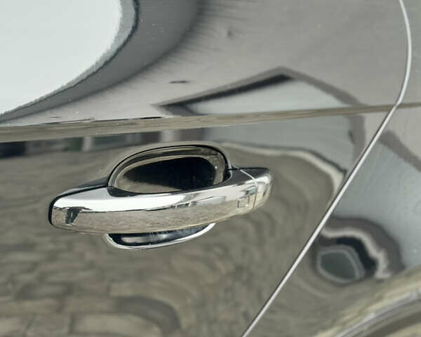 Чорний Ауді А4, об'ємом двигуна 2.7 л та пробігом 265 тис. км за 10550 $, фото 22 на Automoto.ua