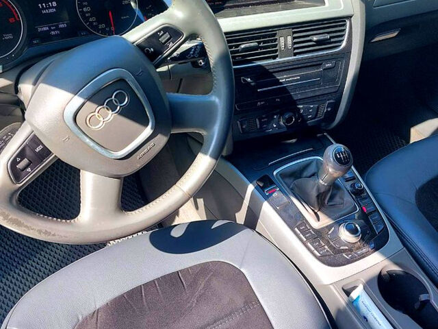 Чорний Ауді А4, об'ємом двигуна 2 л та пробігом 0 тис. км за 11000 $, фото 6 на Automoto.ua