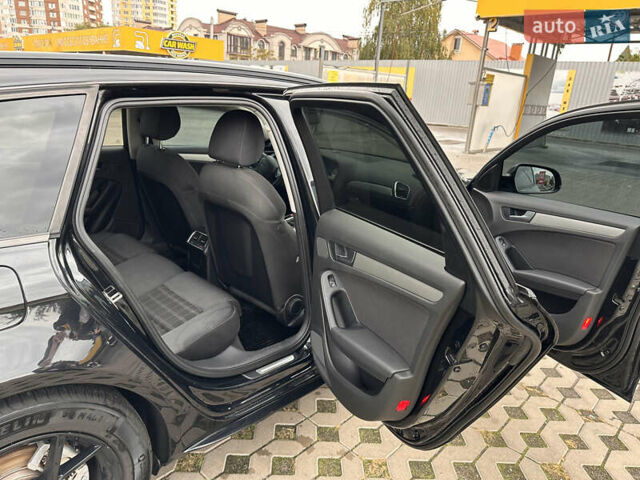 Черный Ауди А4, объемом двигателя 2 л и пробегом 200 тыс. км за 9500 $, фото 7 на Automoto.ua