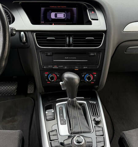 Черный Ауди А4, объемом двигателя 2 л и пробегом 177 тыс. км за 10200 $, фото 41 на Automoto.ua