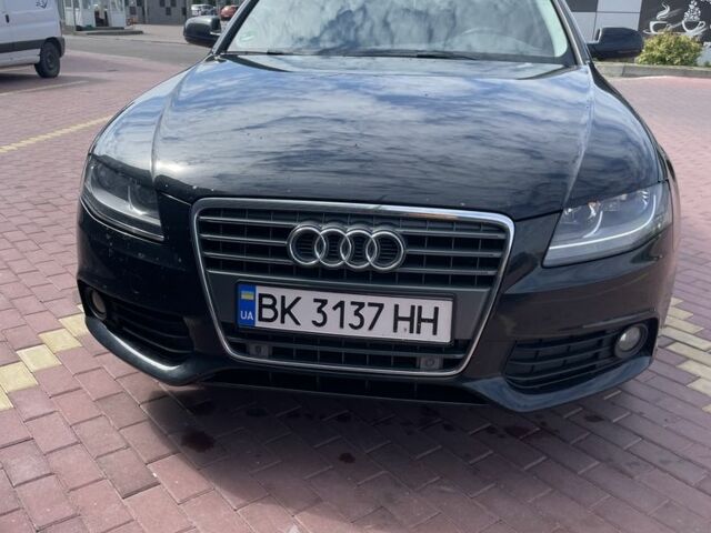 Черный Ауди А4, объемом двигателя 2 л и пробегом 300 тыс. км за 10100 $, фото 2 на Automoto.ua