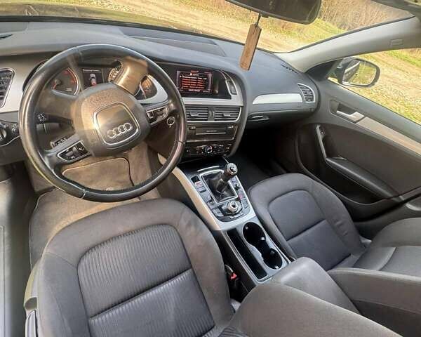 Черный Ауди А4, объемом двигателя 2 л и пробегом 263 тыс. км за 11500 $, фото 7 на Automoto.ua