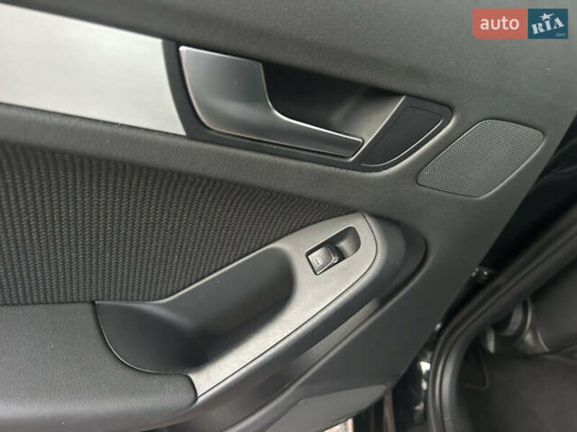 Чорний Ауді А4, об'ємом двигуна 2 л та пробігом 197 тис. км за 10600 $, фото 42 на Automoto.ua