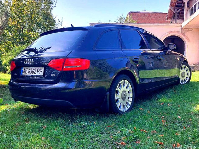 Чорний Ауді А4, об'ємом двигуна 2 л та пробігом 0 тис. км за 11000 $, фото 5 на Automoto.ua