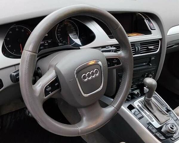 Чорний Ауді А4, об'ємом двигуна 2 л та пробігом 185 тис. км за 10450 $, фото 5 на Automoto.ua