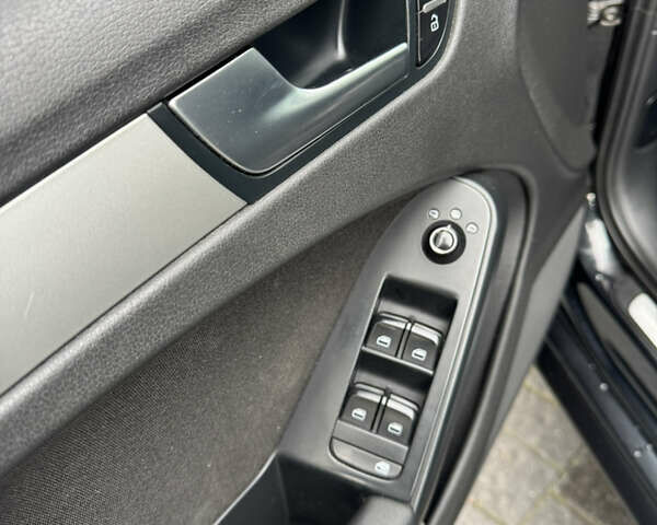 Чорний Ауді А4, об'ємом двигуна 1.97 л та пробігом 321 тис. км за 11300 $, фото 12 на Automoto.ua