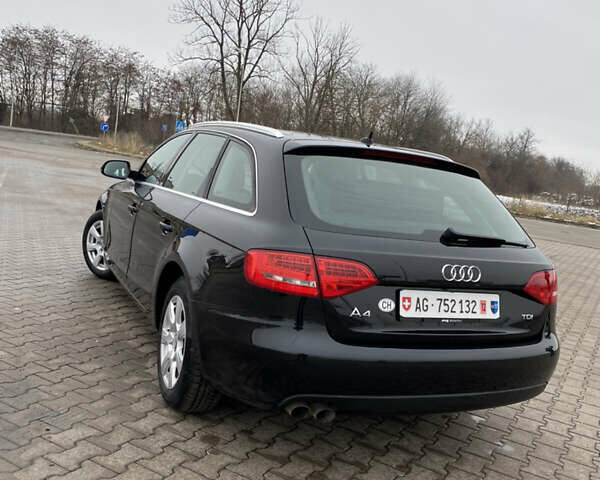 Чорний Ауді А4, об'ємом двигуна 2 л та пробігом 286 тис. км за 11500 $, фото 12 на Automoto.ua