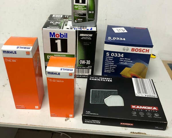 Черный Ауди А4, объемом двигателя 2.97 л и пробегом 266 тыс. км за 11700 $, фото 34 на Automoto.ua