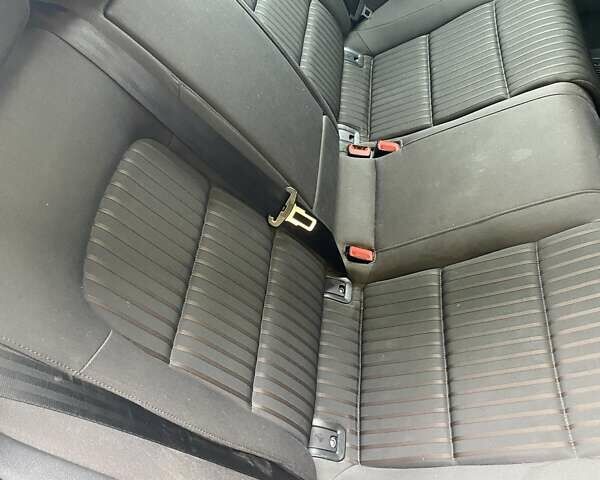 Чорний Ауді А4, об'ємом двигуна 2 л та пробігом 266 тис. км за 10200 $, фото 15 на Automoto.ua