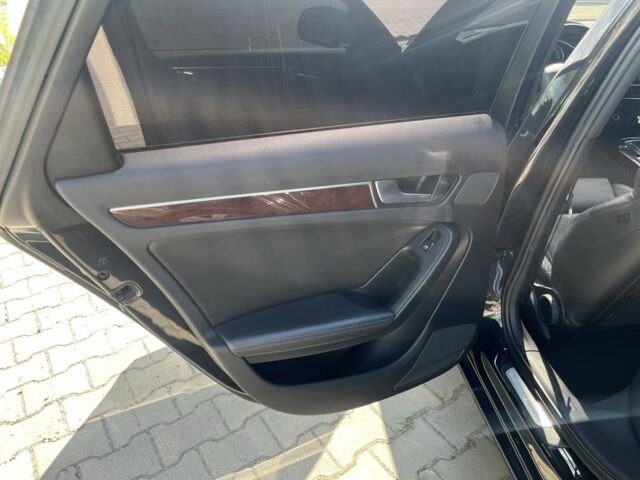 Черный Ауди А4, объемом двигателя 3 л и пробегом 272 тыс. км за 12000 $, фото 19 на Automoto.ua