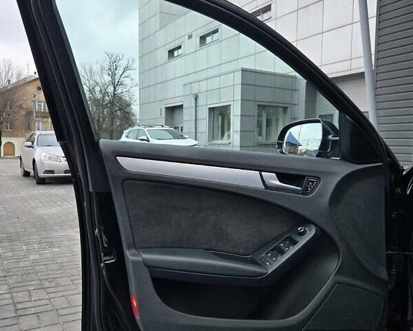 Черный Ауди А4, объемом двигателя 2 л и пробегом 178 тыс. км за 11499 $, фото 84 на Automoto.ua