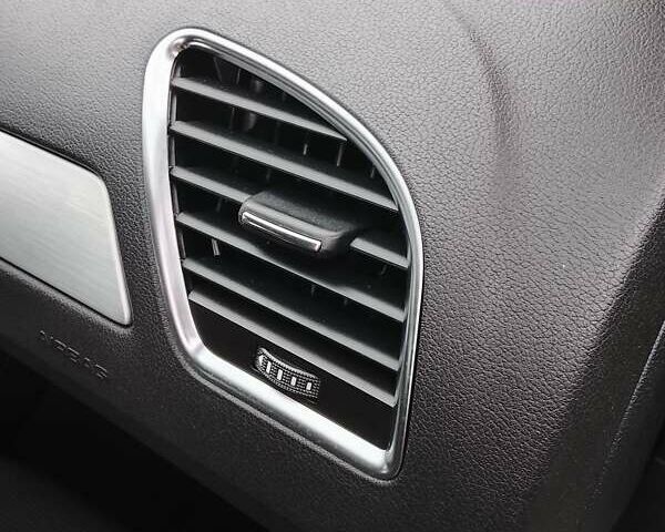 Черный Ауди А4, объемом двигателя 1.98 л и пробегом 250 тыс. км за 9900 $, фото 13 на Automoto.ua