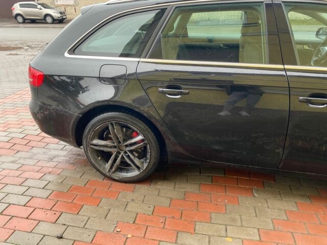Чорний Ауді А4, об'ємом двигуна 2 л та пробігом 266 тис. км за 10200 $, фото 8 на Automoto.ua