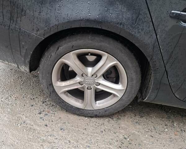 Черный Ауди А4, объемом двигателя 2 л и пробегом 365 тыс. км за 4800 $, фото 3 на Automoto.ua