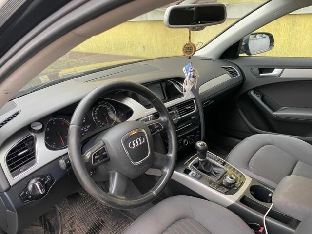 Чорний Ауді А4, об'ємом двигуна 2 л та пробігом 266 тис. км за 10200 $, фото 21 на Automoto.ua