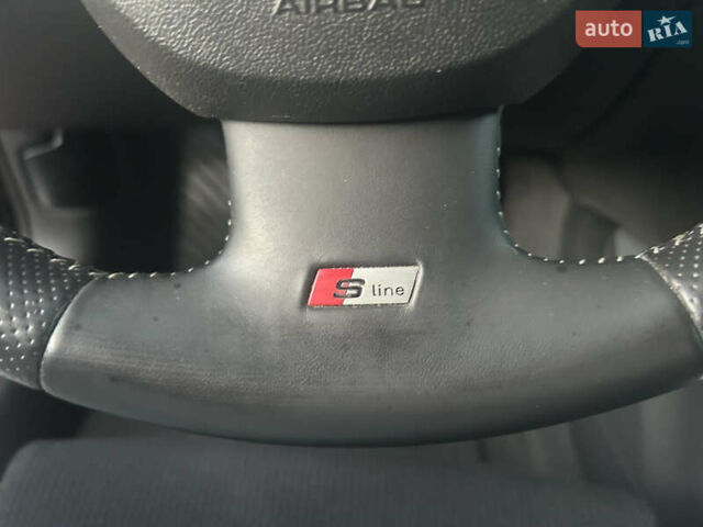 Чорний Ауді А4, об'ємом двигуна 2 л та пробігом 197 тис. км за 10600 $, фото 25 на Automoto.ua