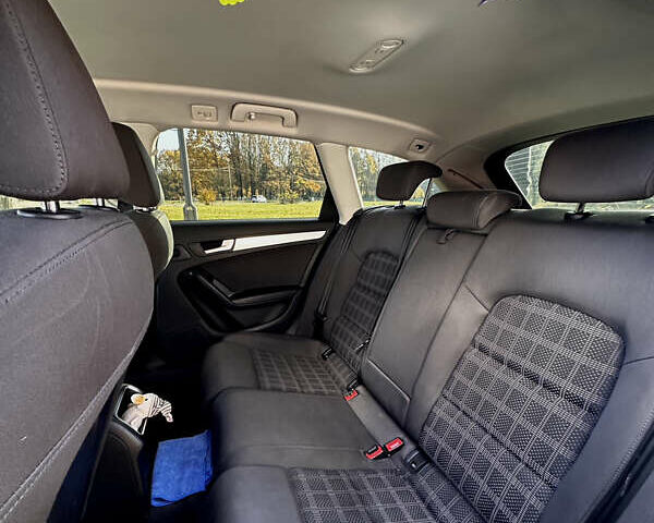 Черный Ауди А4, объемом двигателя 2 л и пробегом 342 тыс. км за 11950 $, фото 15 на Automoto.ua