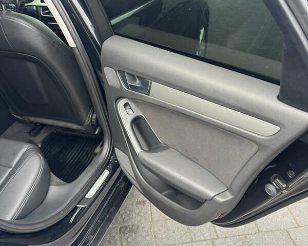 Чорний Ауді А4, об'ємом двигуна 1.97 л та пробігом 321 тис. км за 11300 $, фото 22 на Automoto.ua