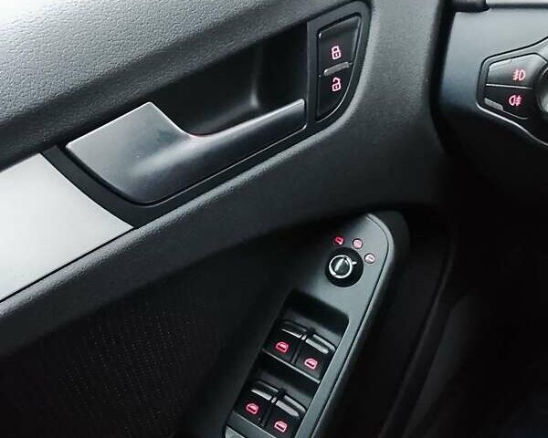 Черный Ауди А4, объемом двигателя 1.98 л и пробегом 250 тыс. км за 9900 $, фото 7 на Automoto.ua