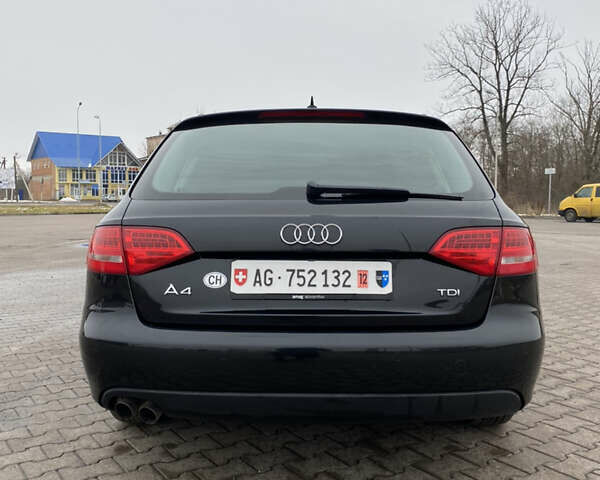 Чорний Ауді А4, об'ємом двигуна 2 л та пробігом 286 тис. км за 11500 $, фото 10 на Automoto.ua