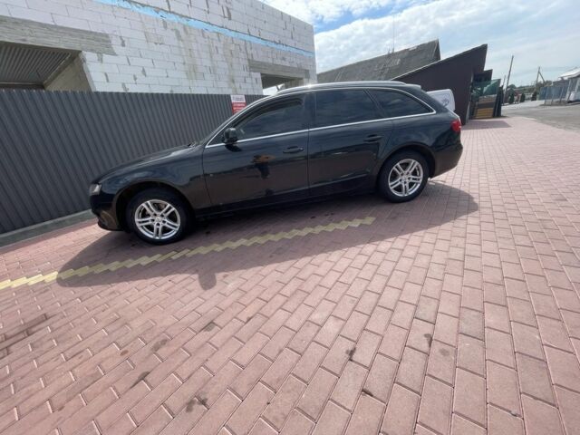 Черный Ауди А4, объемом двигателя 2 л и пробегом 300 тыс. км за 10100 $, фото 5 на Automoto.ua