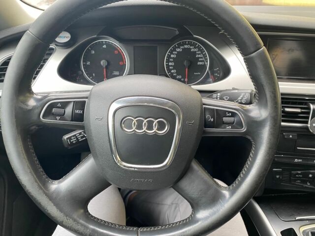 Чорний Ауді А4, об'ємом двигуна 2 л та пробігом 266 тис. км за 10200 $, фото 23 на Automoto.ua