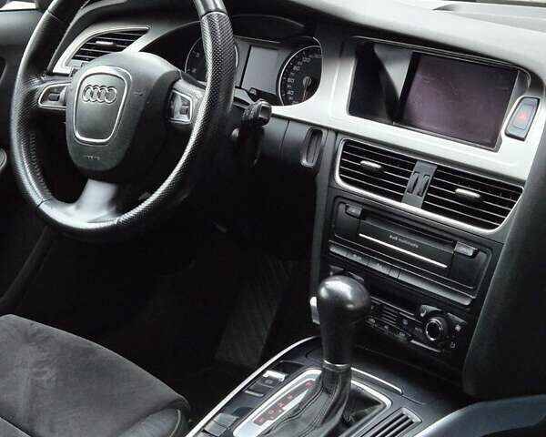 Черный Ауди А4, объемом двигателя 2 л и пробегом 178 тыс. км за 11499 $, фото 56 на Automoto.ua