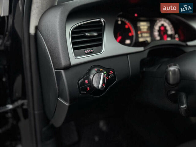 Чорний Ауді А4, об'ємом двигуна 2 л та пробігом 213 тис. км за 11777 $, фото 27 на Automoto.ua